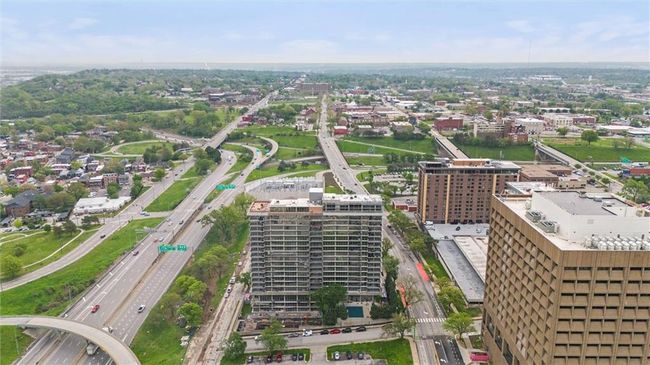 APT-403 - 600 Admiral Blvd, Condo with 3 bedrooms, 4 bathrooms and null parking in Kansas City MO | Image 45