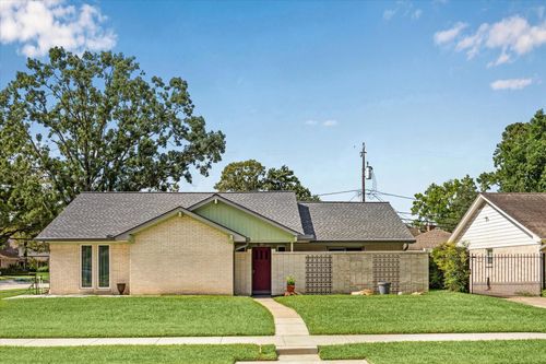 1114 Chantilly Ln, Houston, TX, 77018-3252 | Card Image