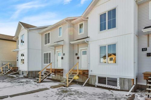 25 Anna Close, Blackfalds, AB, T4M0N1 | Card Image