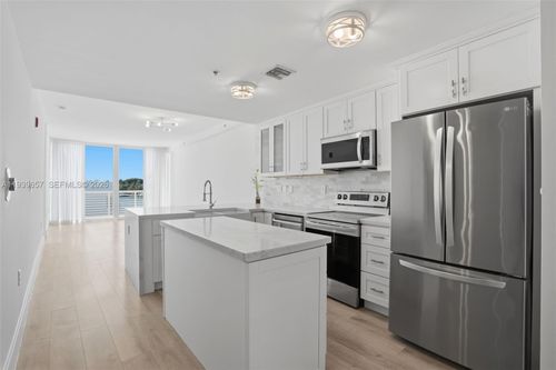 apt-304-6580 Indian Creek Dr, Miami Beach, FL, 33141-5892 | Card Image