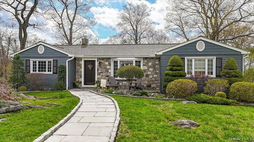 19 Park Hill Ter, Mahopac, NY, 10541-3048 | Card Image