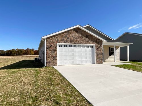 712 White Oak Rd, Spencer, IN, 47460 | Card Image