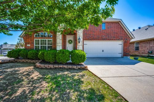 5701 Balmorhea Dr, Argyle, TX, 76226-4275 | Card Image