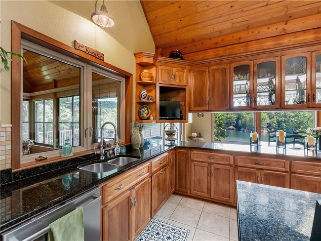 673 Lake Breeze Ln, House other with 4 bedrooms, 4 bathrooms and null parking in Salem SC | Image 15