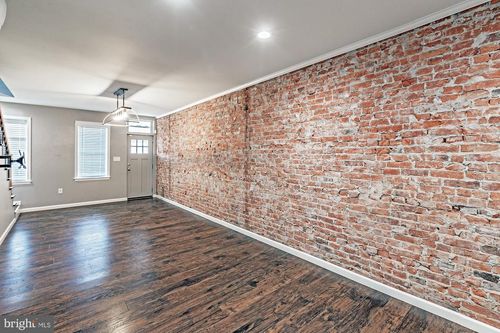 705 S Van Buren St, WILMINGTON, DE, 19805-4344 | Card Image