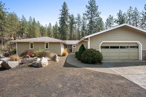 12620 N Nine Mile Rd, Nine Mile Falls, WA, 99026-9251 | Card Image