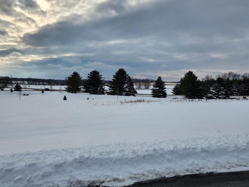 L6 Joannes Garden Trail, Windsor, WI, 53590 | Card Image