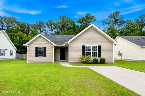 730 Oak Branches Close Se, Belville, NC, 28451-9567 | Card Image