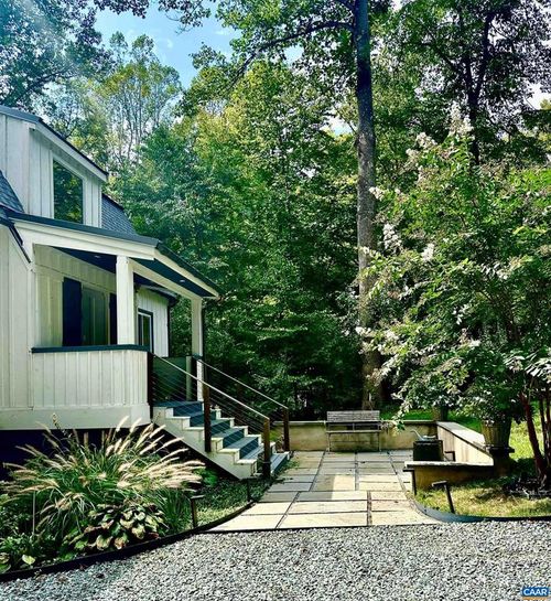 651 Big Oak Rd, CHARLOTTESVILLE, VA, 22903-9730 | Card Image