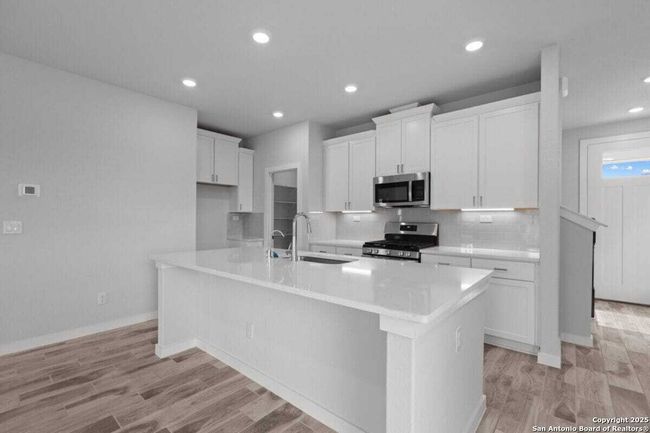 759 Fort Leonard, House other with 4 bedrooms, 3 bathrooms and null parking in San Antonio TX | Image 5