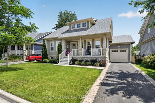 3806 Ryan Ave, Fort Erie, ON, L0S1N0 | Card Image