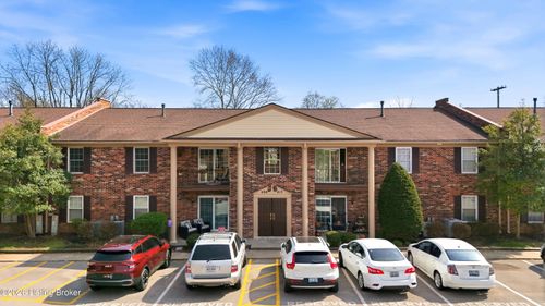 413 Logsdon Ct, Douglass Hills, KY, 40243 | Card Image