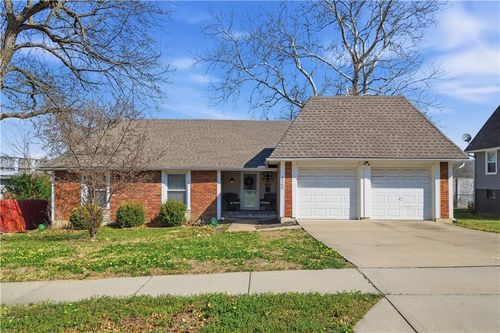 3500 E 104th St, Kansas City, MO, 64137-1505 | Card Image