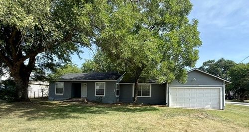 415 E Avenue G, Midlothian, TX, 76065-3019 | Card Image