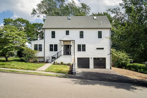 7 Oak Hill Dr, Arlington, MA, 02474-2920 | Card Image