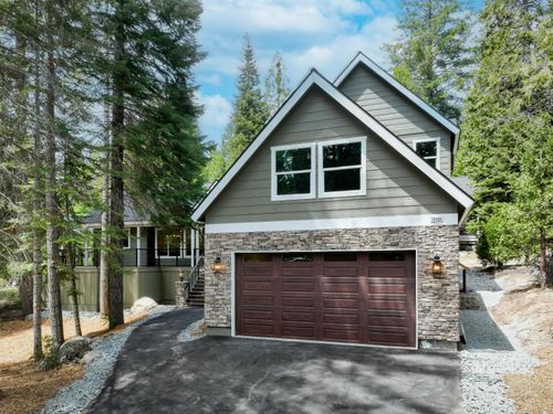 39484 Crest Point Ln, Shaver Lake, CA, 93664-9663 | Card Image