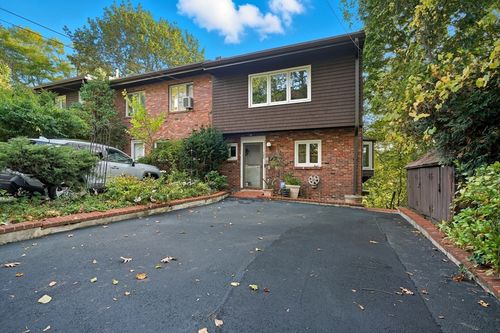 184 Rawson Rd, Brookline, MA, 02445-4405 | Card Image