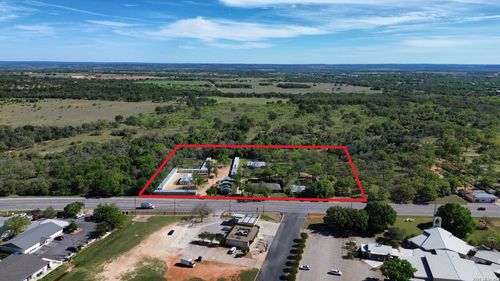 1815 N Llano St, Fredericksburg, TX, 78624 | Card Image
