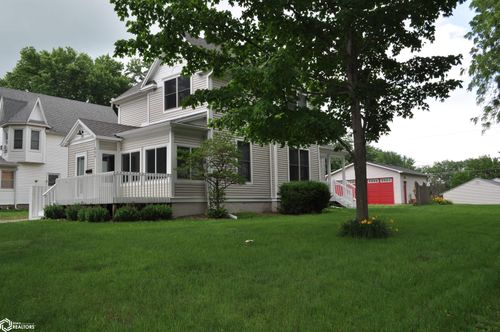 804 N Clark St, Carroll, IA, 51401-2537 | Card Image
