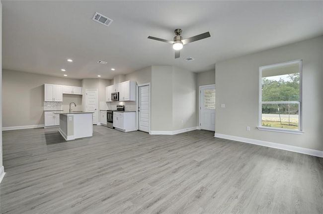 5209 Thunderbird, Home with 2 bedrooms, 2 bathrooms and 4 parking in Lago Vista TX | Image 4