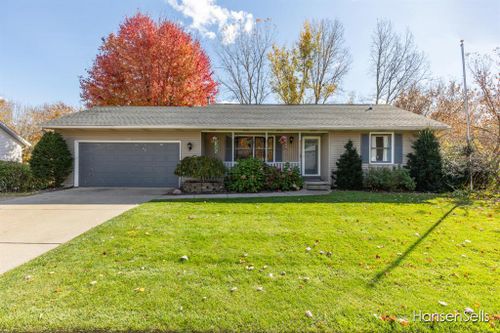 5944 Alcove Drive Ne, Plainfield Twp, MI, 49306 | Card Image