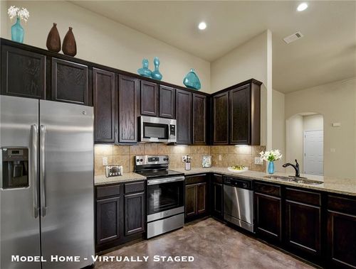 1128 Stanley Way, Seguin, TX, 78155-0027 | Card Image