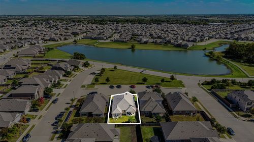 5209 Mills Dr, Forney, TX, 75126-4117 | Card Image