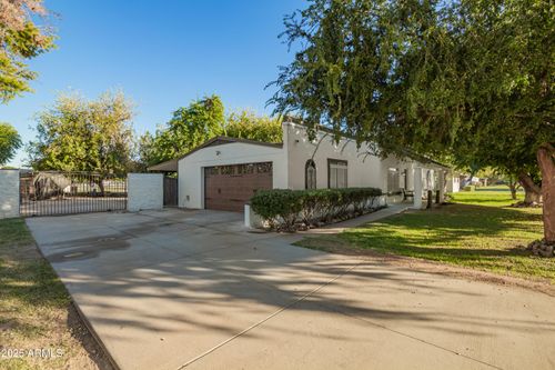 905 N Alzora Way, Tolleson, AZ, 85353-1904 | Card Image