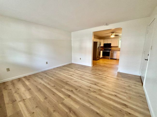 APT-1 - 210 Circle Rd, Condo with 2 bedrooms, 1 bathrooms and null parking in Manchester NH | Image 4