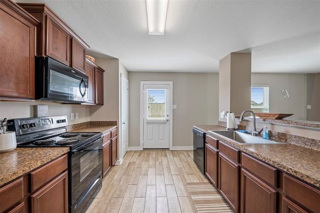 5838 Golden Cove Rd, House other with 3 bedrooms, 3 bathrooms and 1 parking in Cove TX | Image 12