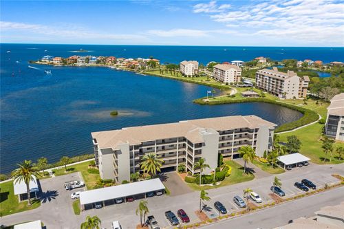 apt-832-8211 Brent St, Port Richey, FL, 34668-6125 | Card Image