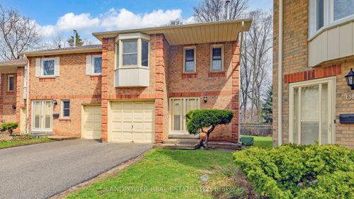 64-10 Cardwell Avenue, Scarborough, ON, M1S4T3 | Card Image