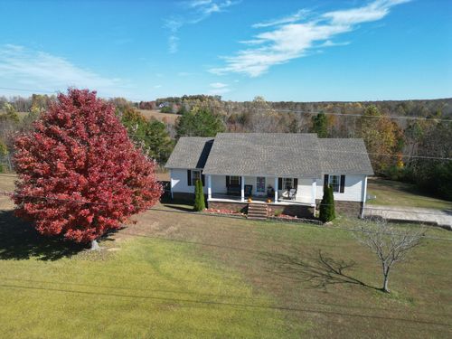 131 Susan Ln, Waynesboro, TN, 38485-3035 | Card Image