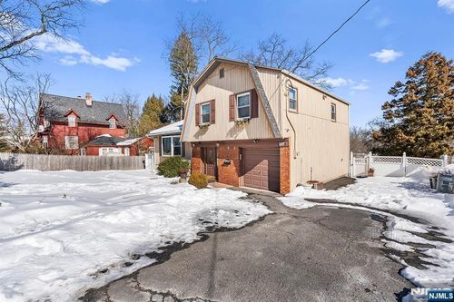 406 Kinderkamack Rd, River Edge, NJ, 07661-1889 | Card Image