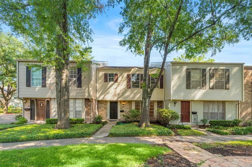2913-12913 Trail Hollow Dr, Houston, TX, 77079-3752 | Card Image