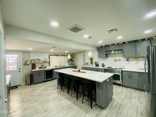 3938 W Lynne Lane, Phoenix, AZ, 85041 | Card Image