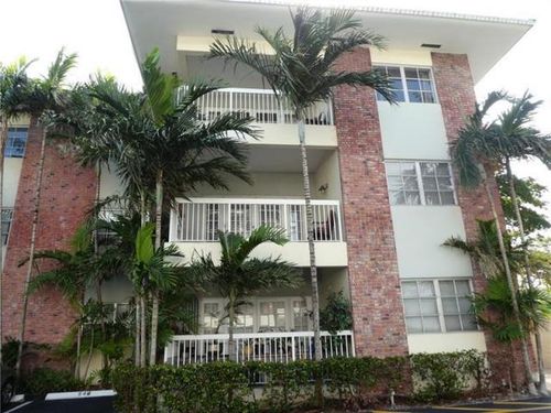 103-b-2424 Se 17th St, Fort Lauderdale, FL, 33316-3122 | Card Image