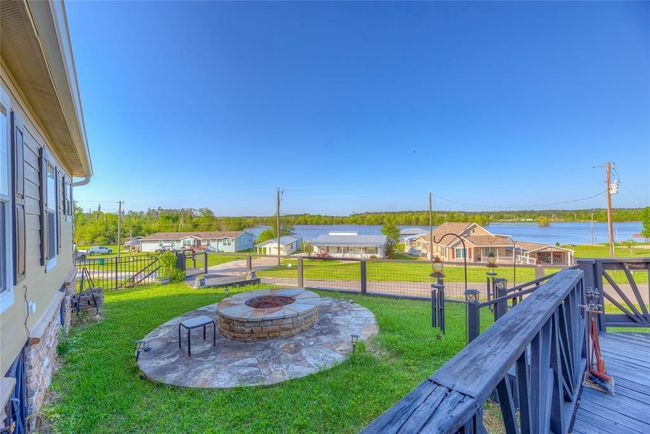 121 Read Oak, House other with 4 bedrooms, 3 bathrooms and 1 parking in Onalaska TX | Image 42