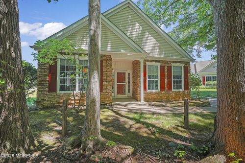 511-511 Skylark Dr, Monroe, NJ, 08831-5551 | Card Image