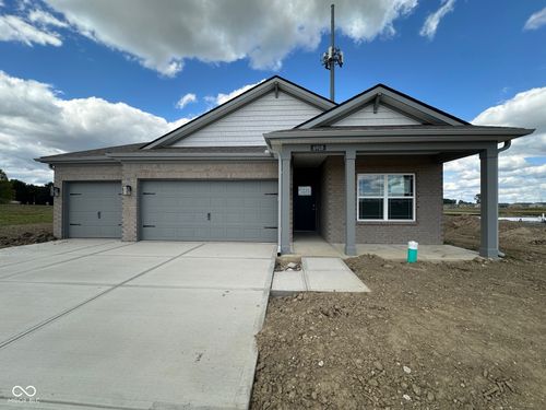 6918 Heritage Dr N, Greenfield, IN, 46140 | Card Image