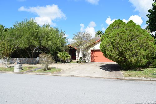 125 Pinar Del Rio Ave, Brownsville, TX, 78526-1962 | Card Image