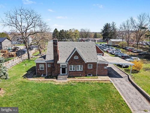 9768 Molly Pitcher Hwy, SHIPPENSBURG, PA, 17257-9204 | Card Image