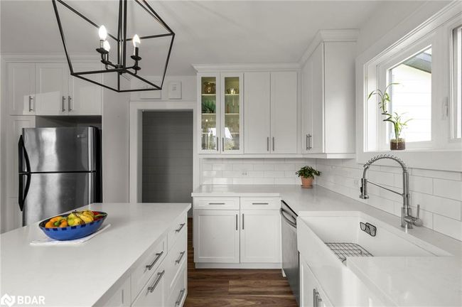 1866 Warminster Sideroad Dr, House other with 3 bedrooms, 2 bathrooms and 12 parking in Warminster ON | Image 14