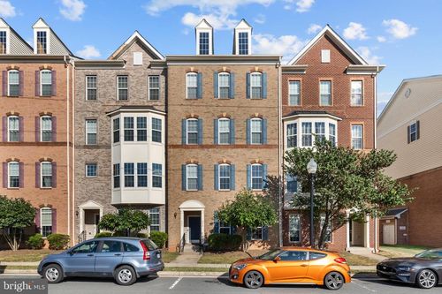 9439 Stonewall Rd, MANASSAS, VA, 20110-2571 | Card Image