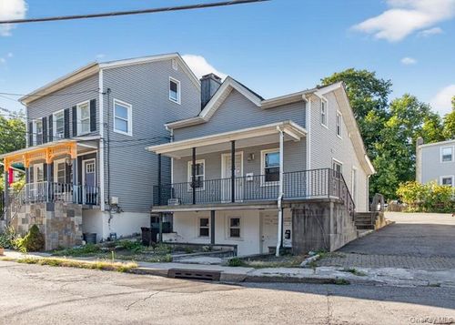 4 William St, Ossining, NY, 10562-5404 | Card Image