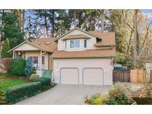 2319 Ne 152nd Cir, Vancouver, WA, 98686-2103 | Card Image