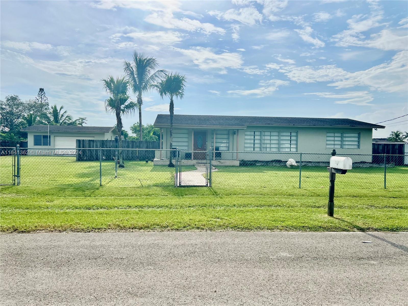 193rd Ct, Homestead, FL 33030