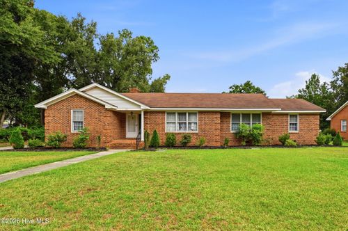 509 E 1st Ave, Chadbourn, NC, 28431-2001 | Card Image