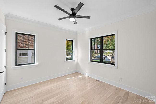 1st level guest suite | Image 13