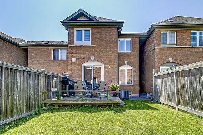4 Brind Sheridan Crt, House attached with 4 bedrooms, 3 bathrooms and 1 parking in Ajax ON | Image 23